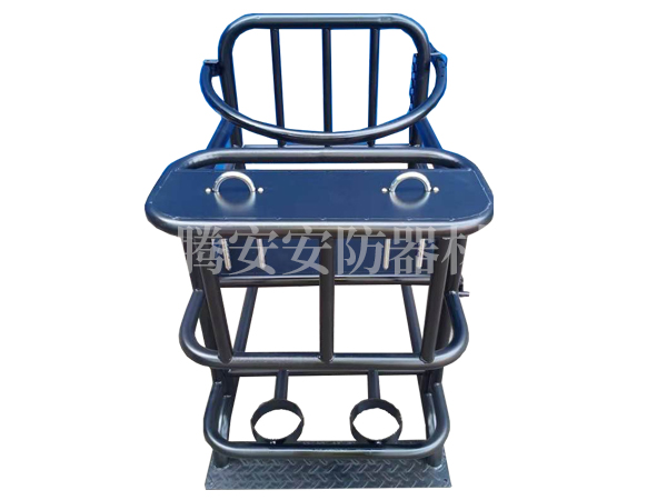 不銹鋼審訊椅廠家的參數(shù)是什么？